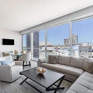  Apartment Luxury 3br Condo* Rooftop Pool, Near The